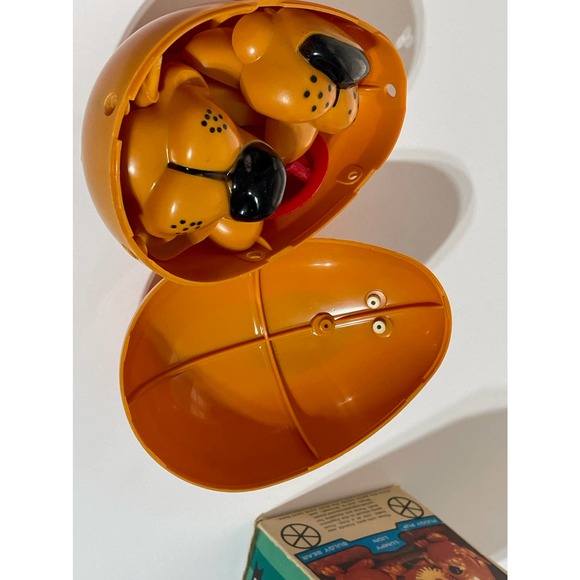 Vintage Eggster Tupperware 3 in 1 Toy (1967) - Picture 8 of 11